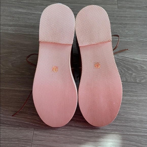 Brown Faux Leather Shearling Lace Up Brown Boots - Picture 4 of 5